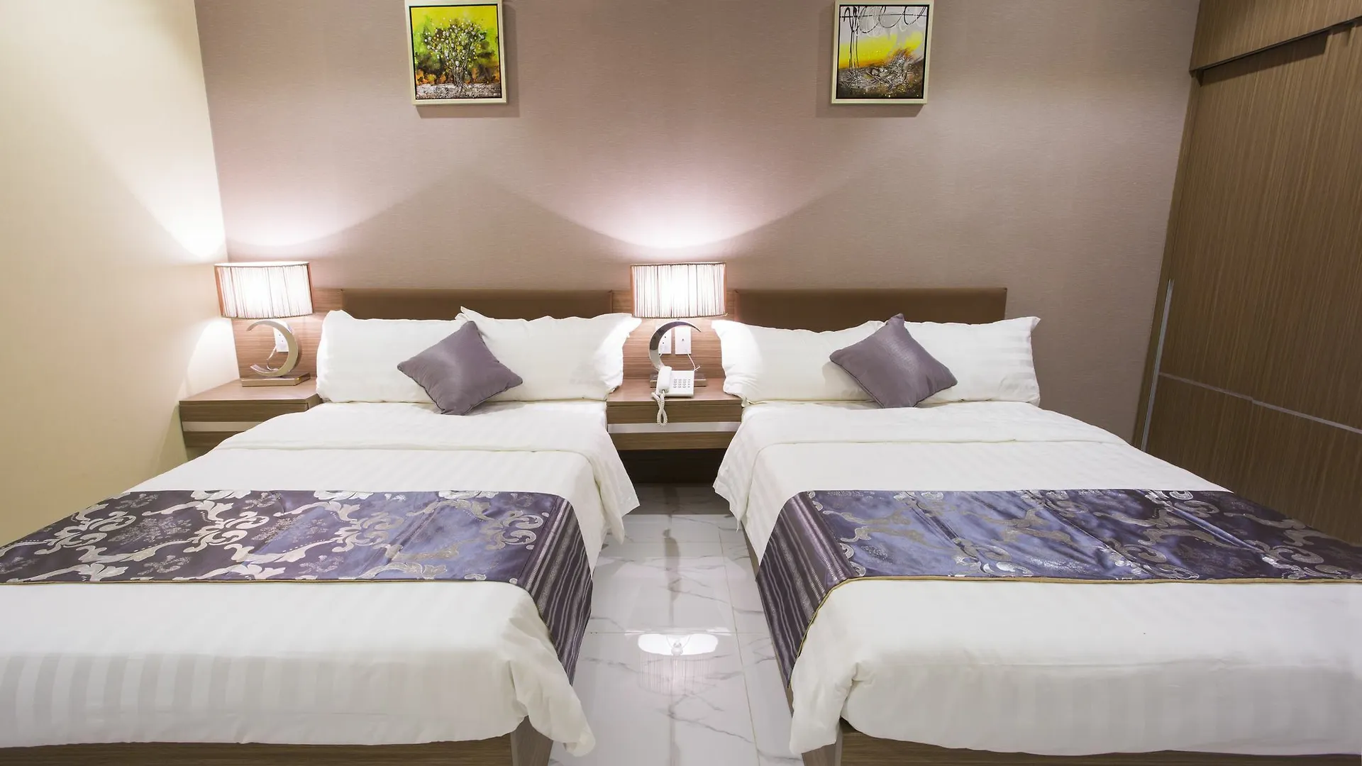 Triip Mismo Airport Hotel Ho Chi Minh
