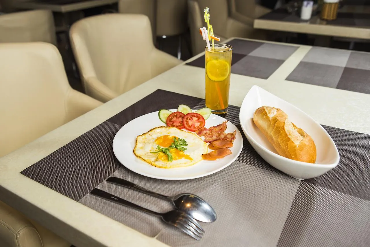 Triip Mismo Airport Hotel Ho Chi Minh City