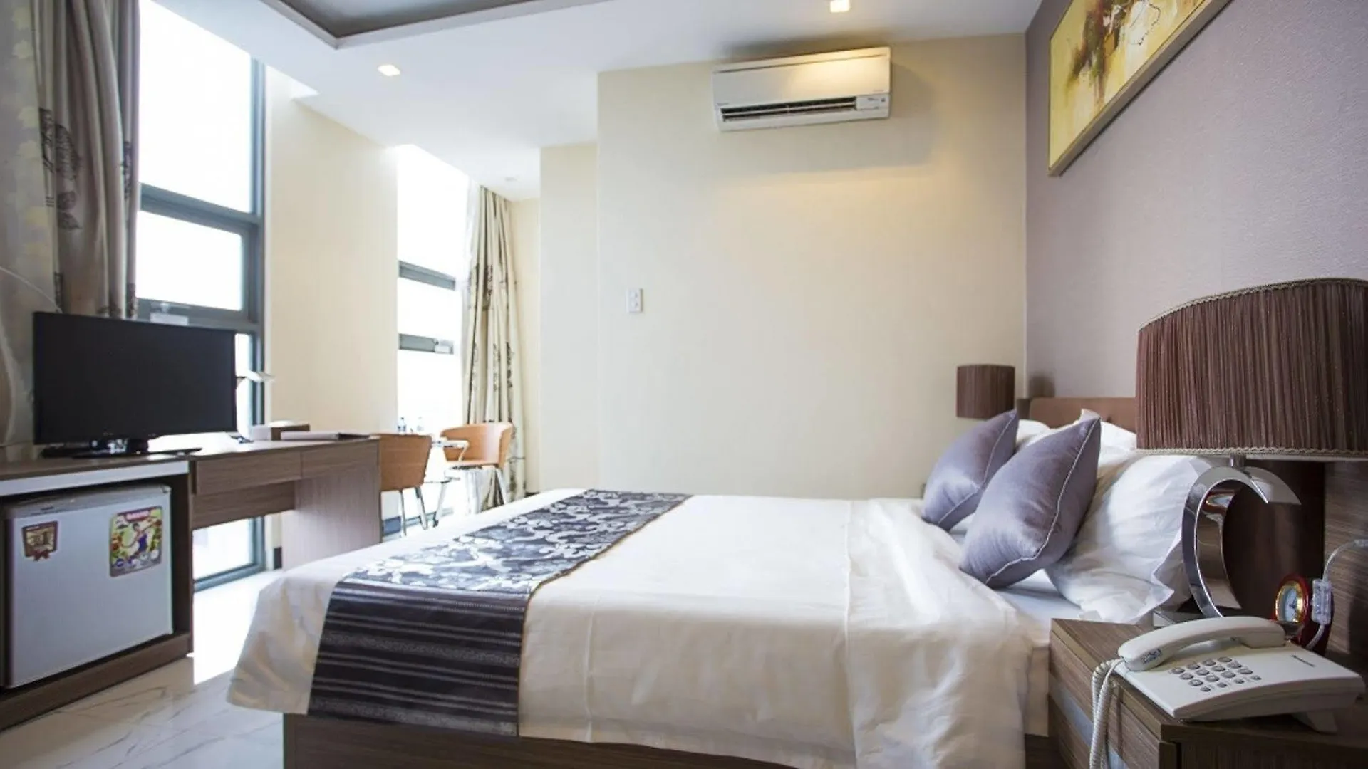 ***  Triip Mismo Airport Hotel Ho Chi Minh City Vietnam