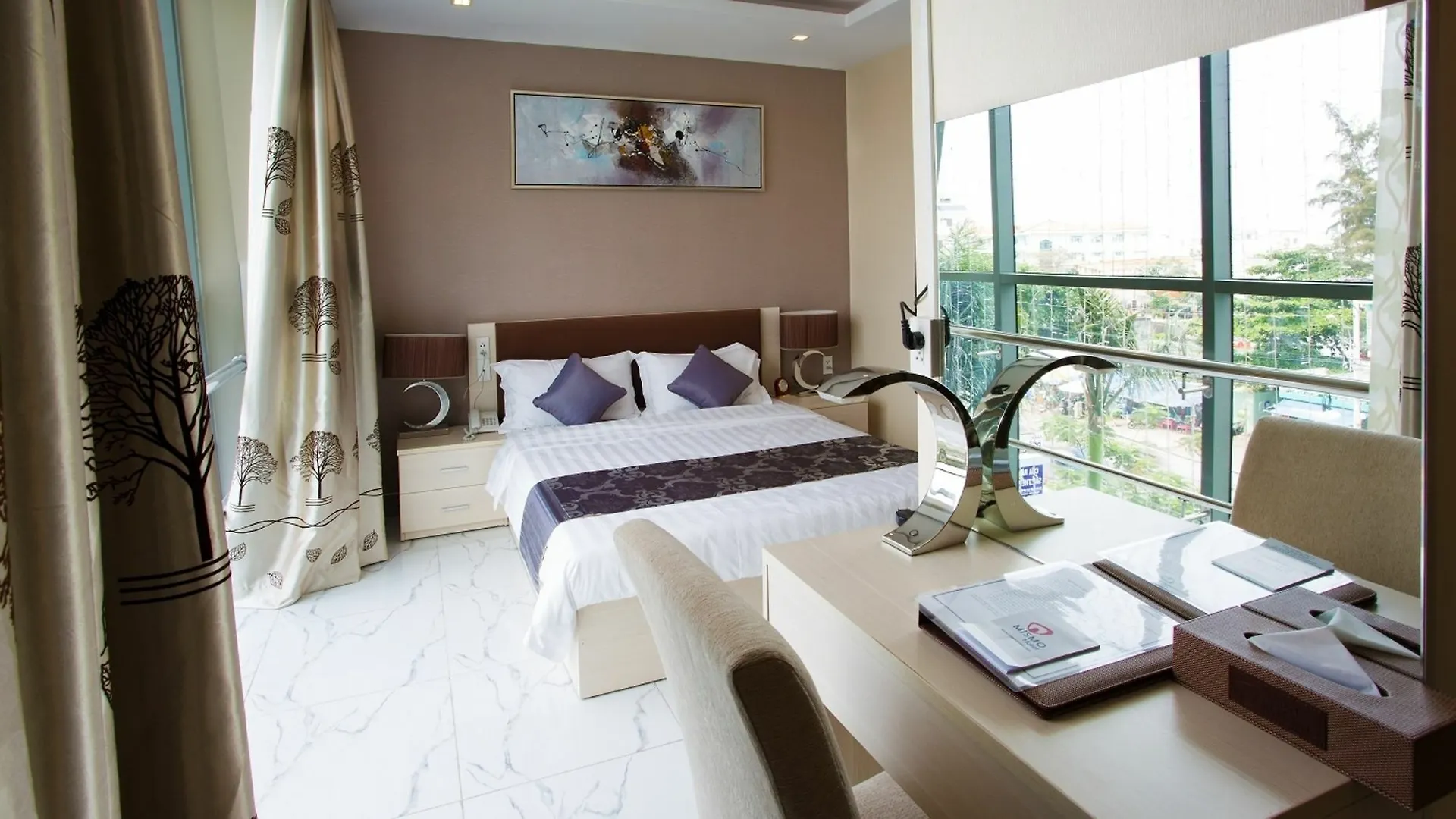 Triip Mismo Airport Hotel Ho Chi Minh City Vietnam