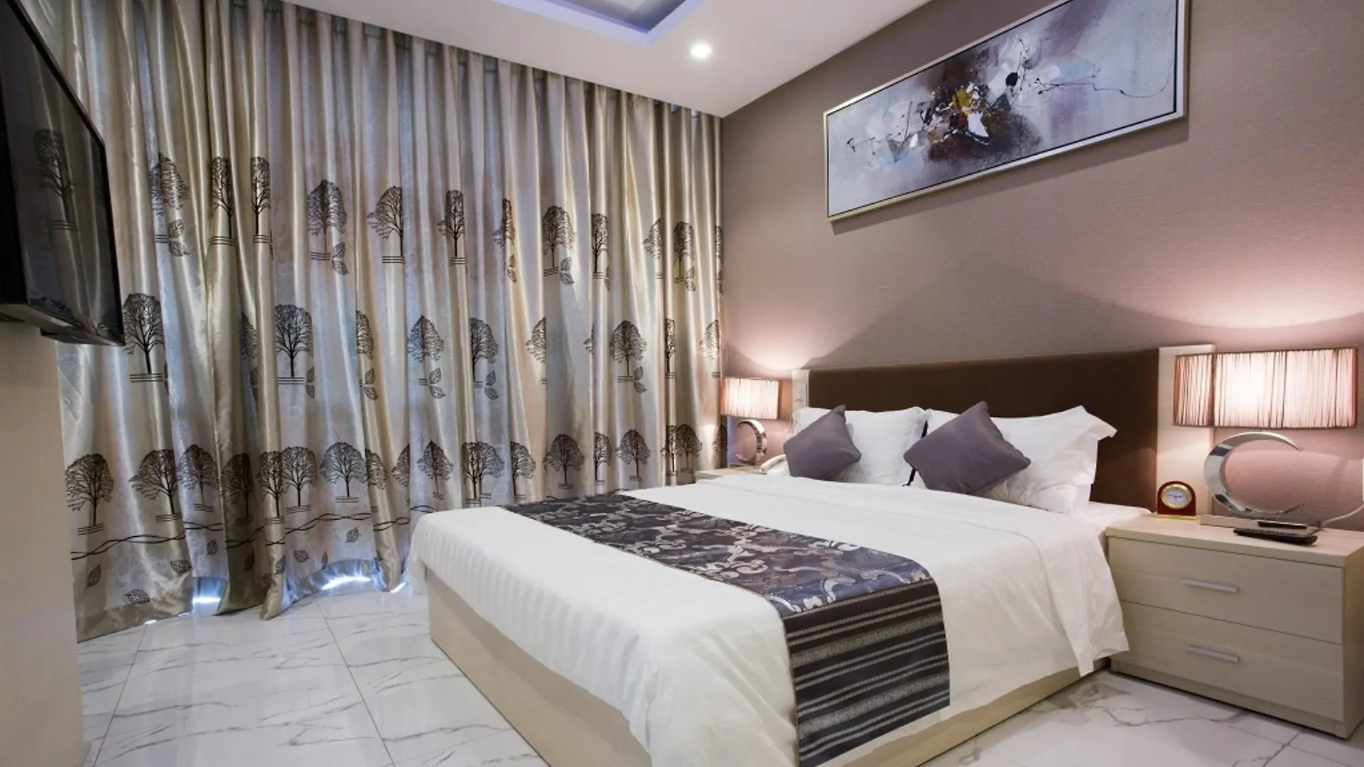 Triip Mismo Airport Hotel Ho Chi Minh City